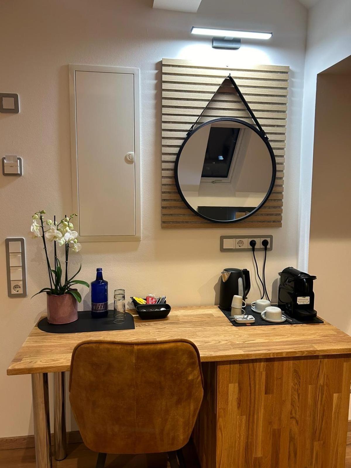 Apartment Artemis Zimmervermietung 1 *